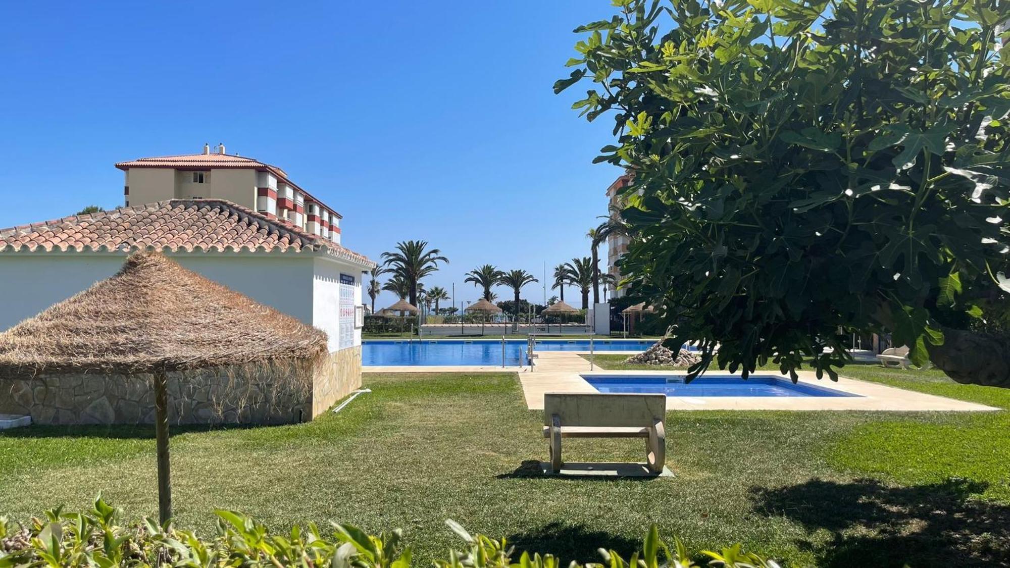 Zuhayra Con Vista A 50m Del Mar Torrox